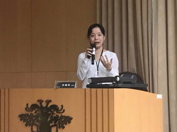 徐蘊康老師講授藝術紀錄片的影像敘事